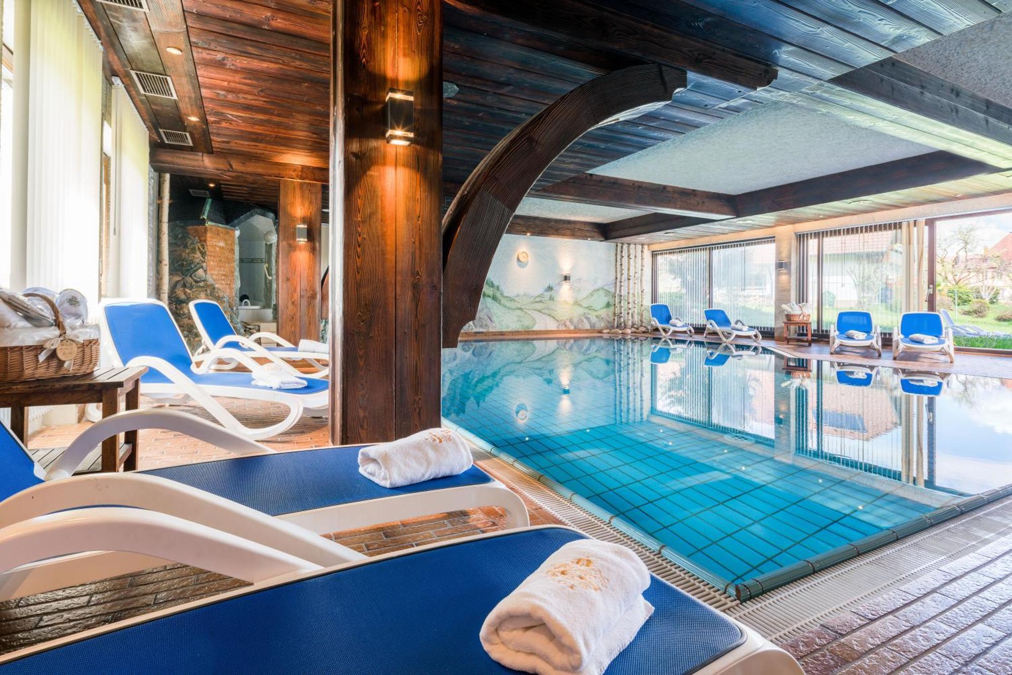 Hotel Krone Igelsberg Фройденштадт Экстерьер фото