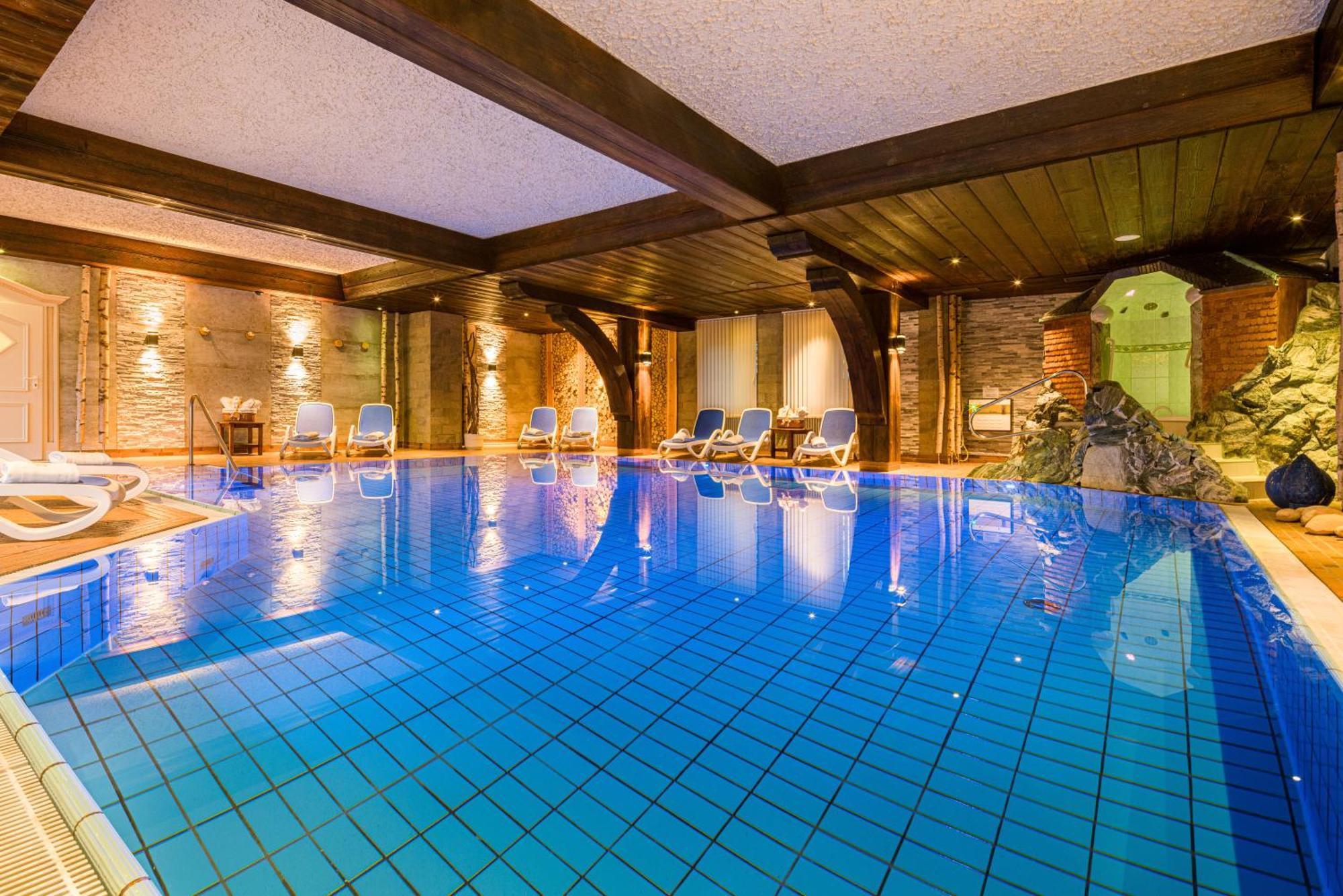 Hotel Krone Igelsberg Фройденштадт Экстерьер фото
