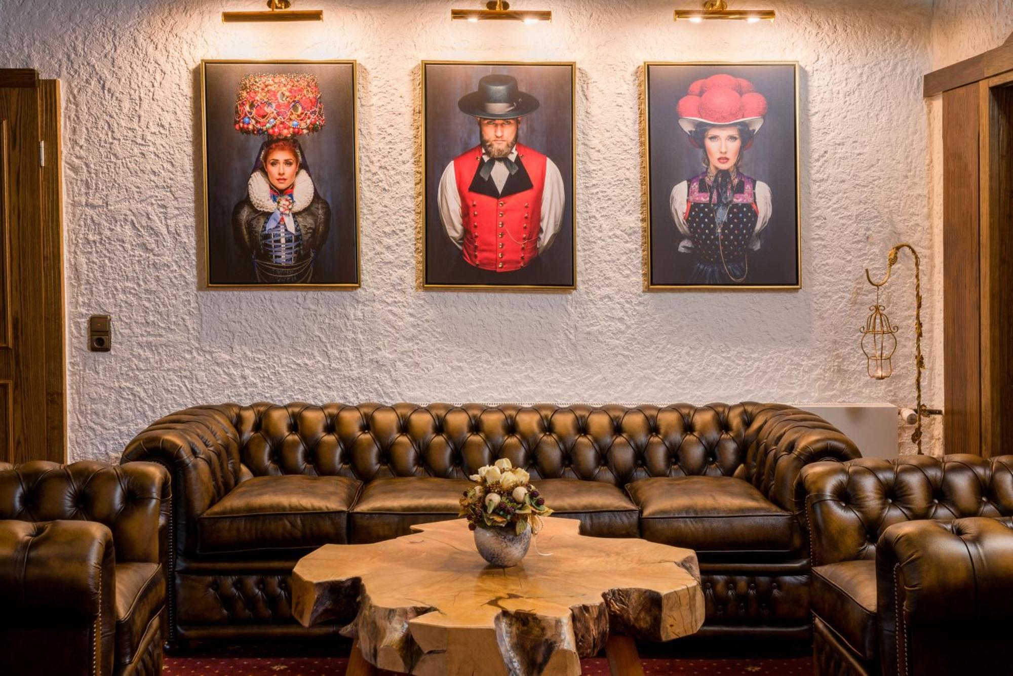 Hotel Krone Igelsberg Фройденштадт Экстерьер фото