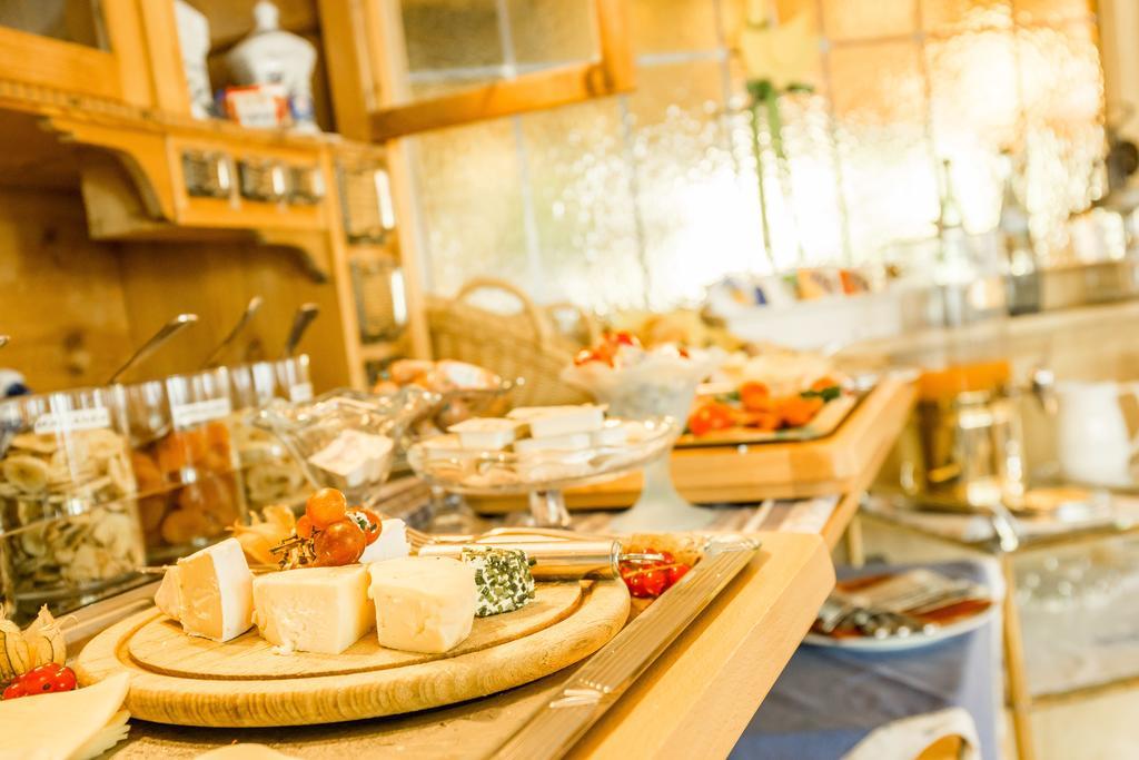 Hotel Krone Igelsberg Фройденштадт Экстерьер фото