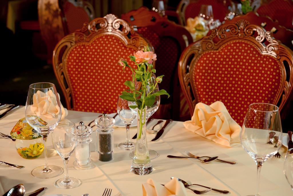 Hotel Krone Igelsberg Фройденштадт Экстерьер фото
